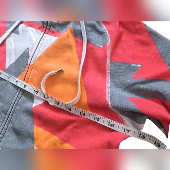 ARITZIA TNA thick full zip hoodie graphic pattern size small - Picture 3 of 8